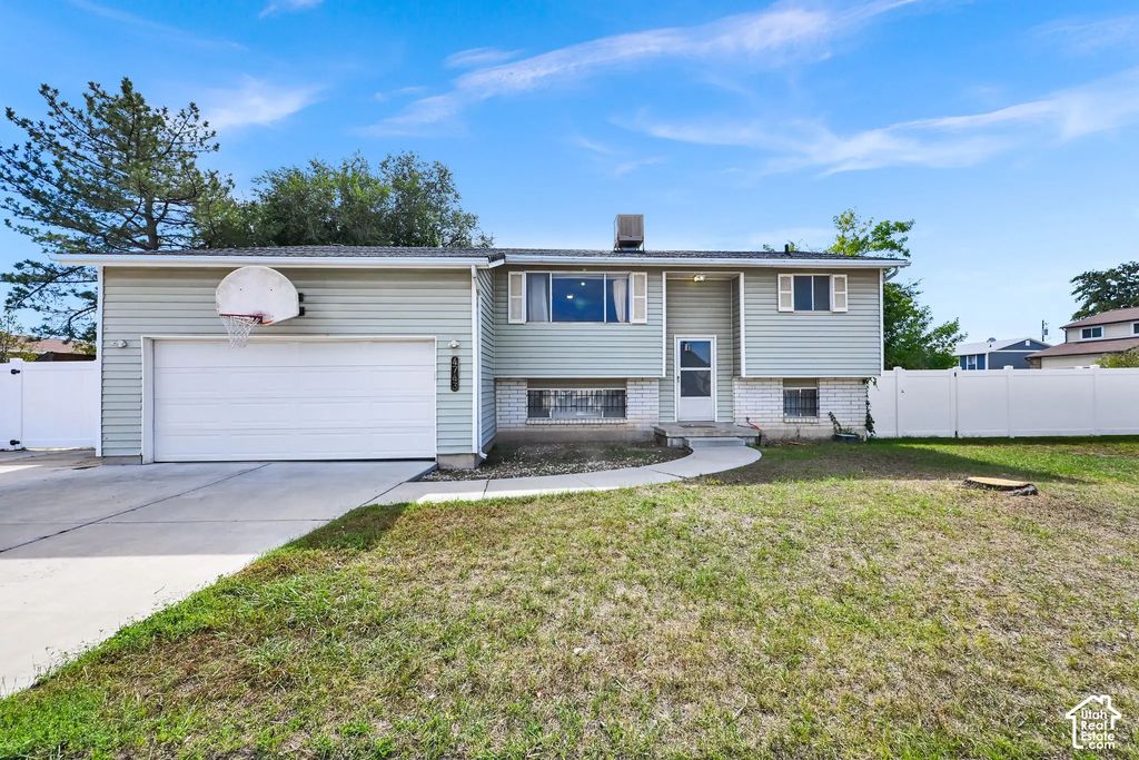 4743 W Harbor St, West Valley City