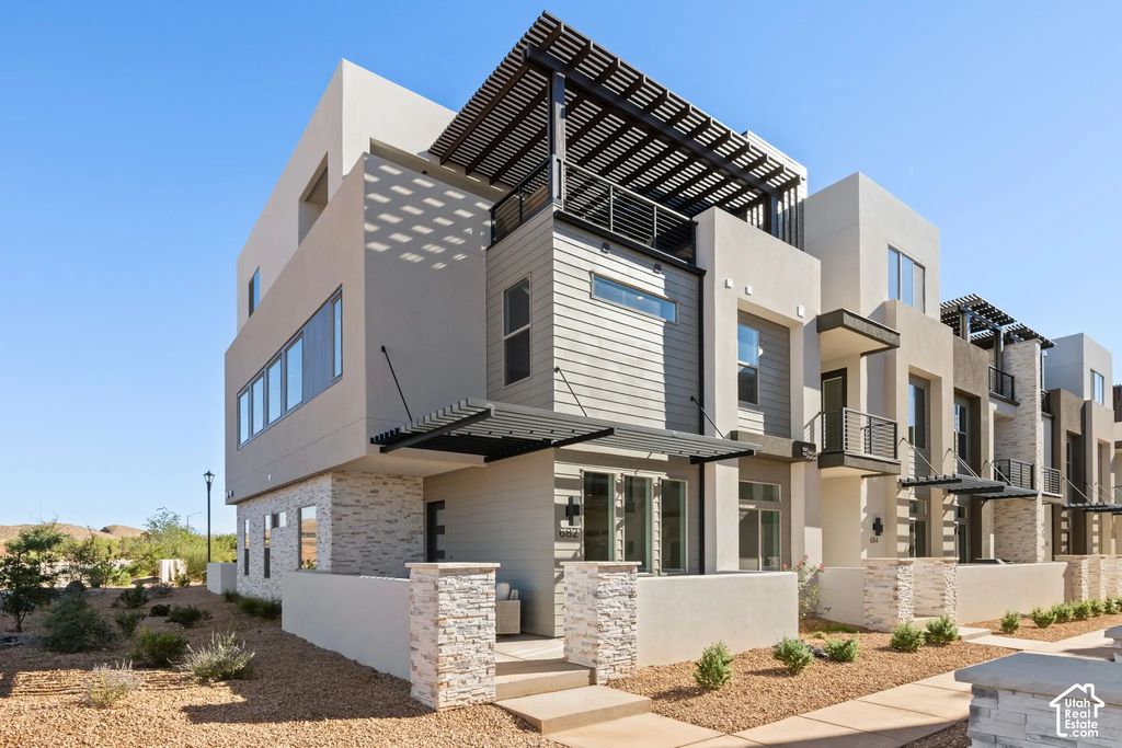 682 W High Tide Pl 130, St. George
