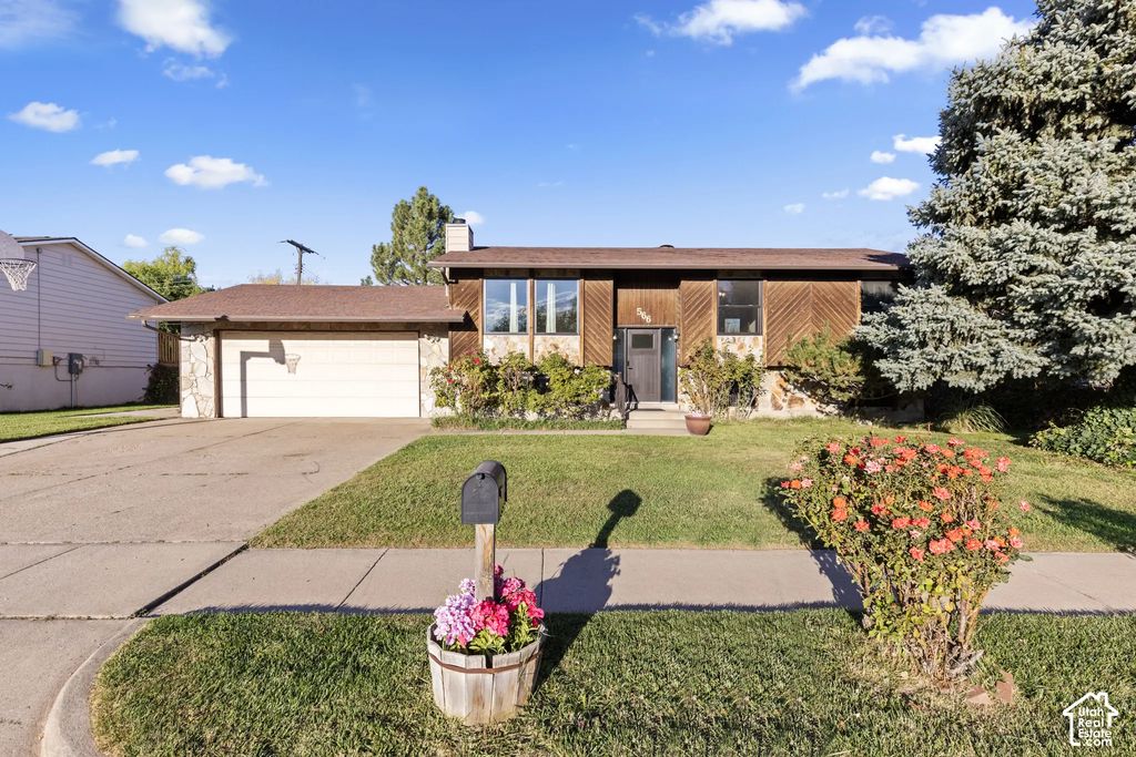 566 N 700 W, Clearfield