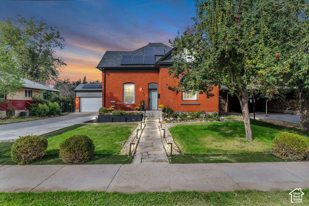 230 W Center St, Midvale