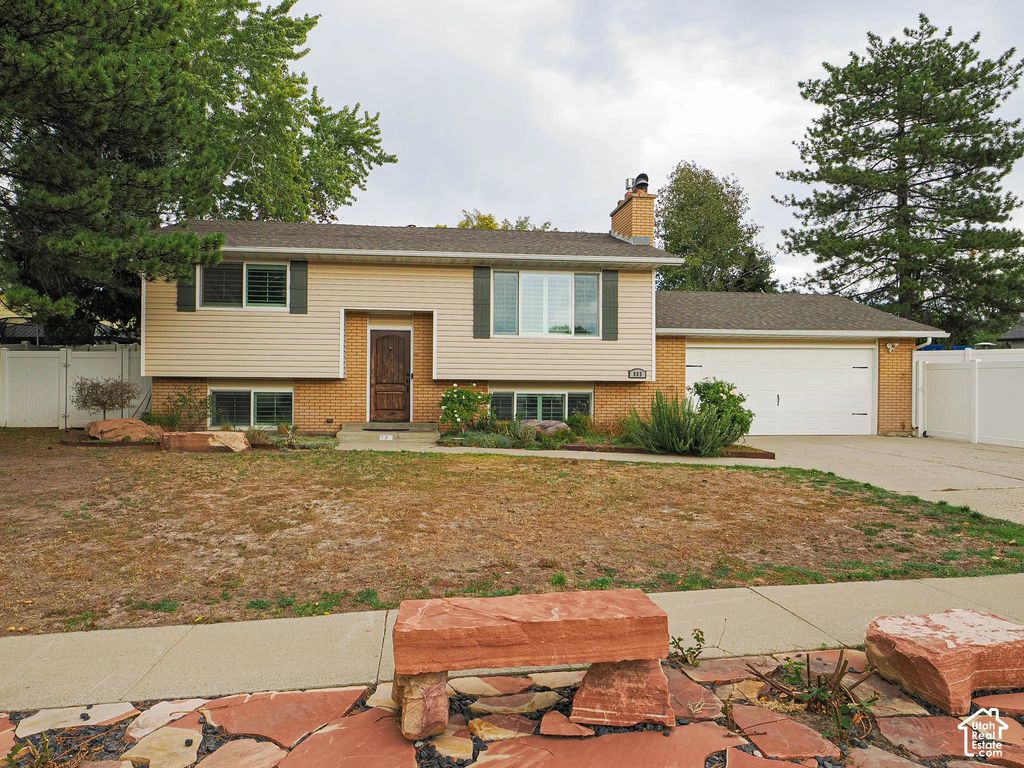 885 E Winter Way, Sandy