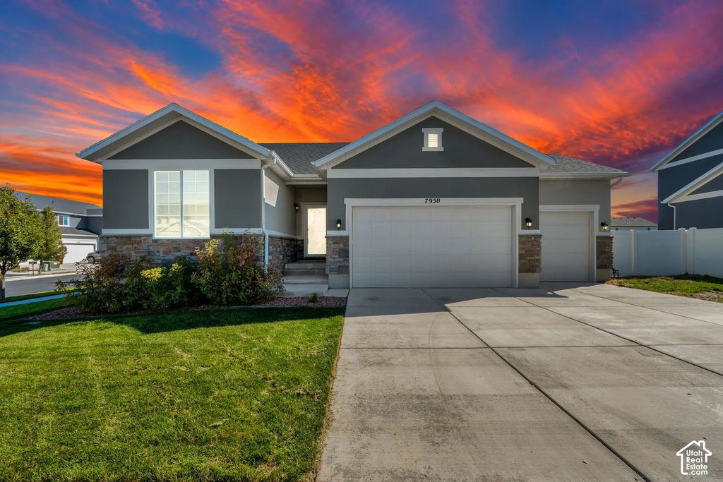 7950 N Seabiscuit Rd, Eagle Mountain