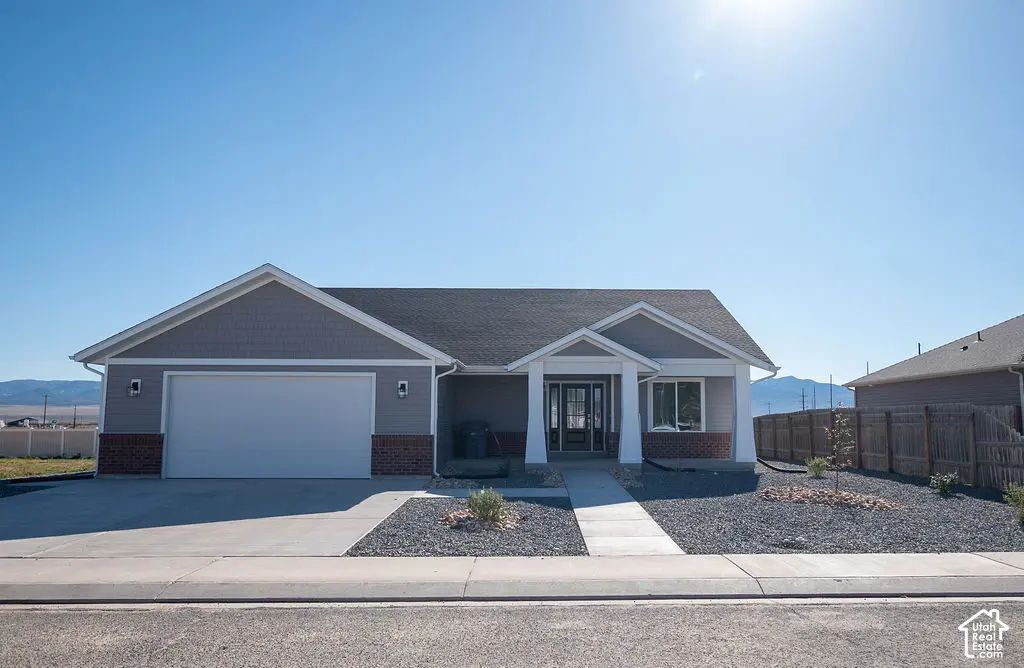 953 S Shauntie, Milford