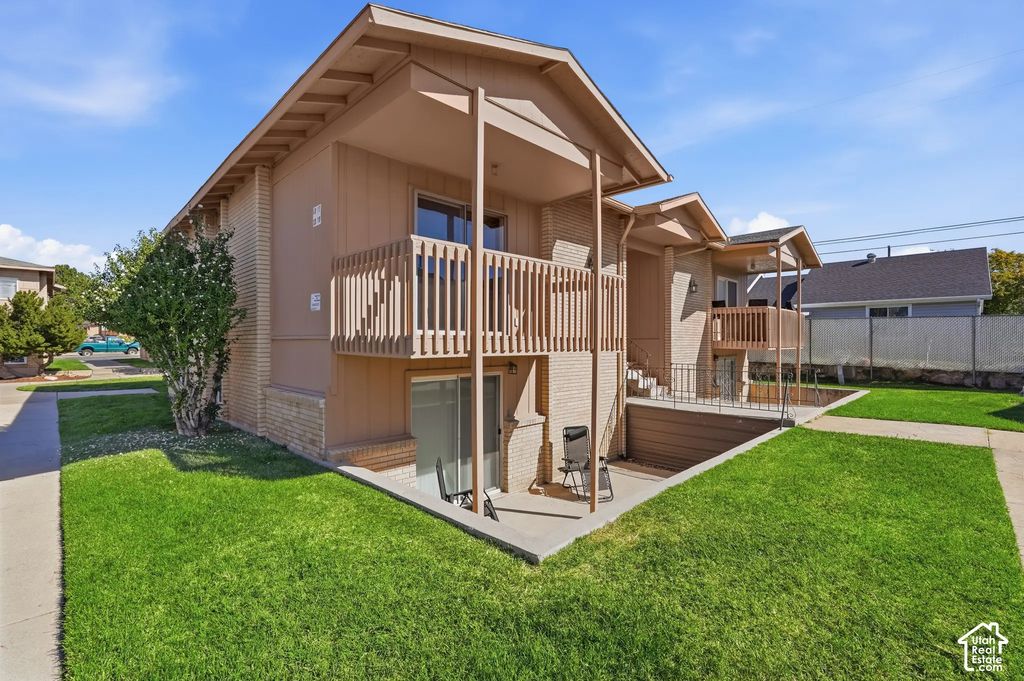 2182 W 5600 S 18, Roy