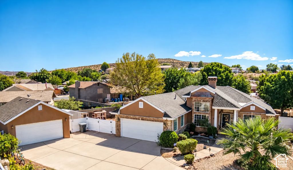 2887 S Palm Cir, St. George