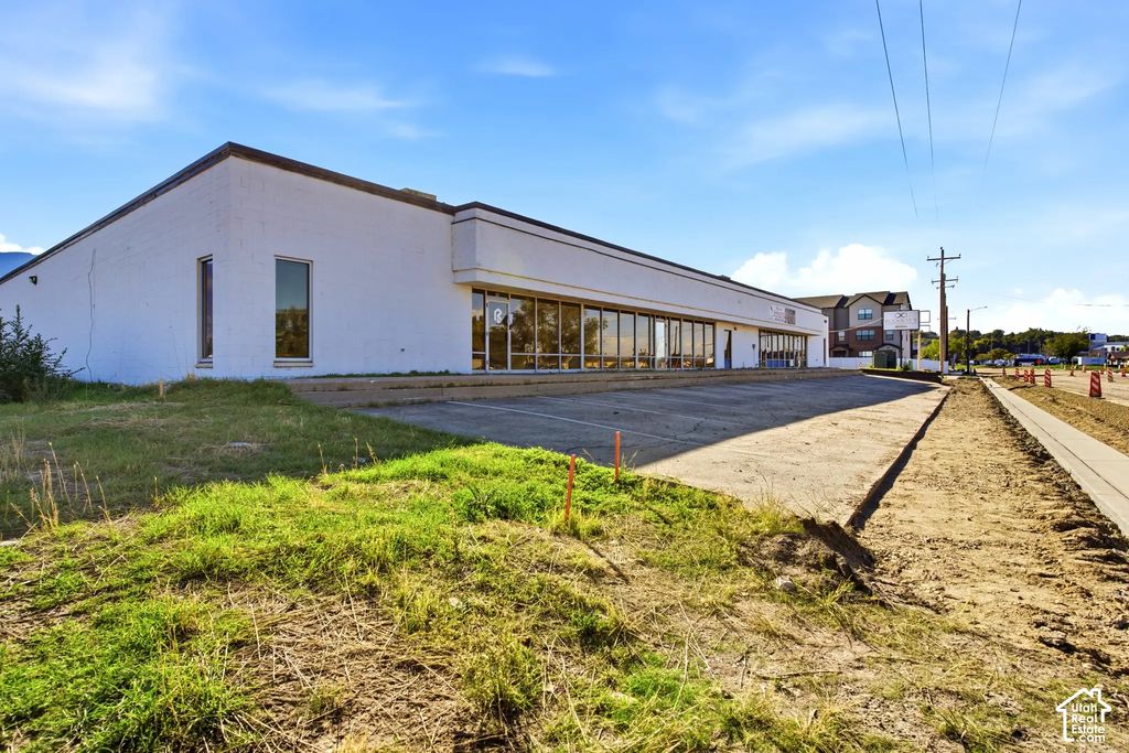 4042 S Pacific Ave W 102, Riverdale
