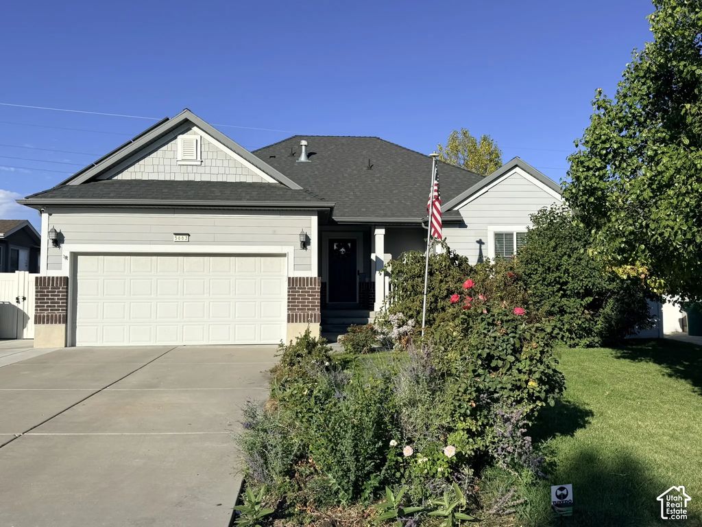5663 S 3150 W, Roy