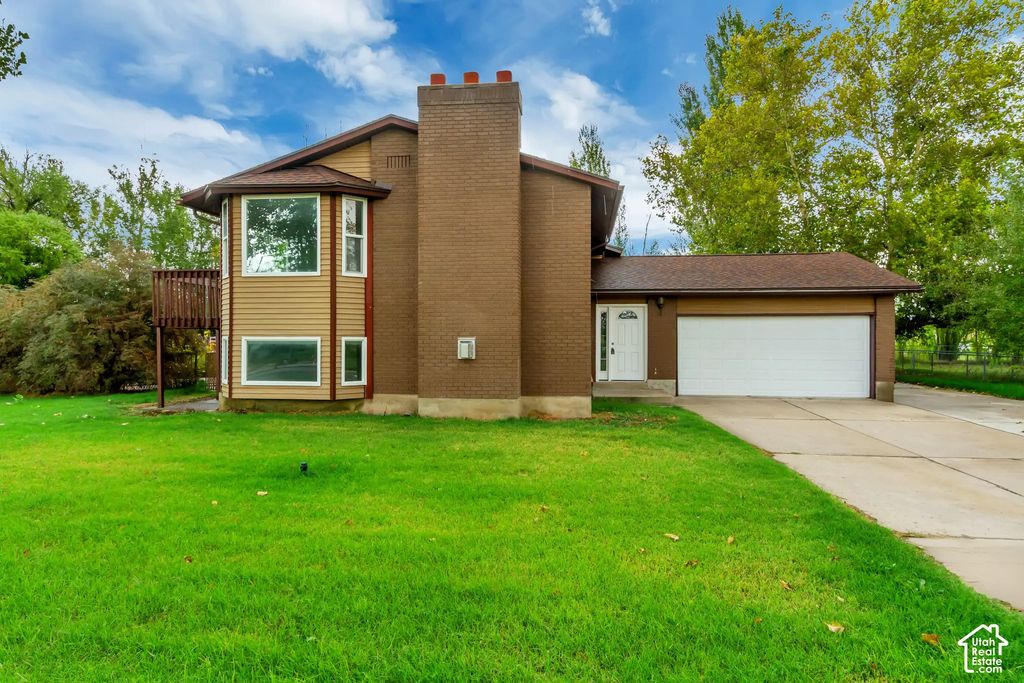 5398 S 5700 W, Hooper