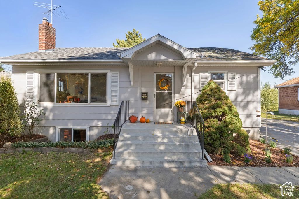 143 E Forbush Ave S, Midvale