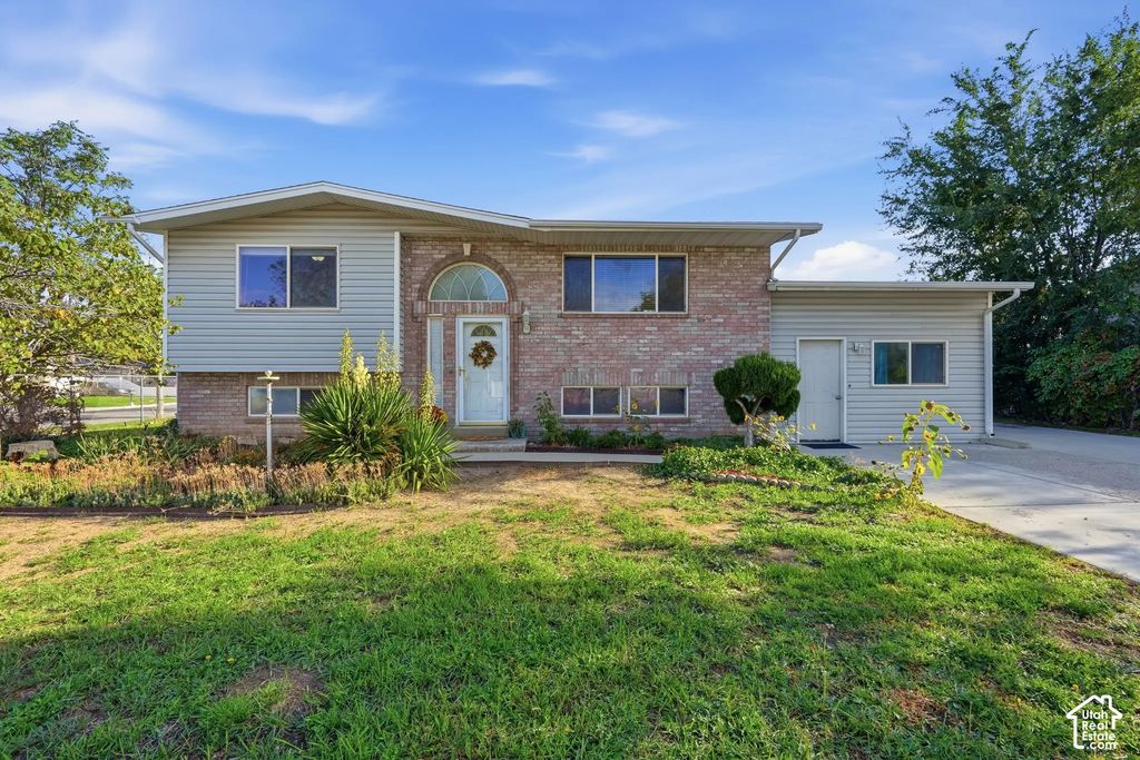 1127 E Electra Ln S, Sandy