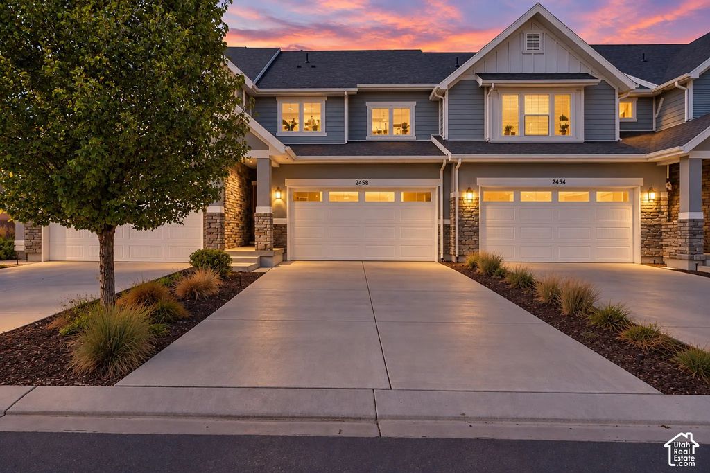 2458 W Townhouse Dr, Mapleton