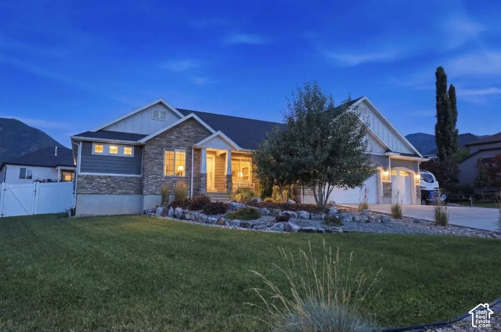 880 N Rocky Mountain Way, Elk Ridge