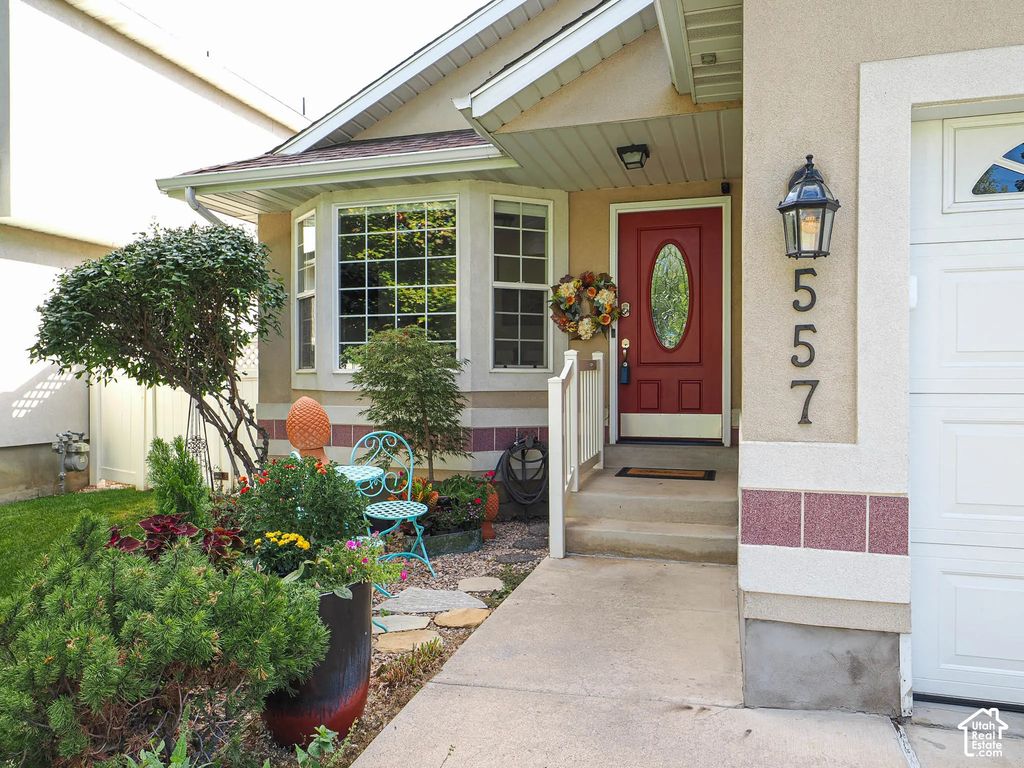 557 E Villager Ln, Midvale Property Listing: MLS® #2190422