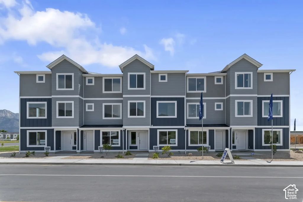 1227 N 235 E 218, Harrisville
