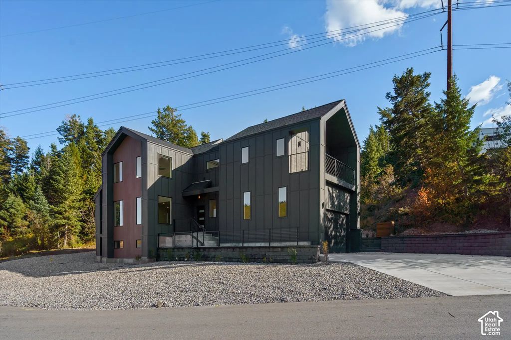 185 Crestview Dr, Park City