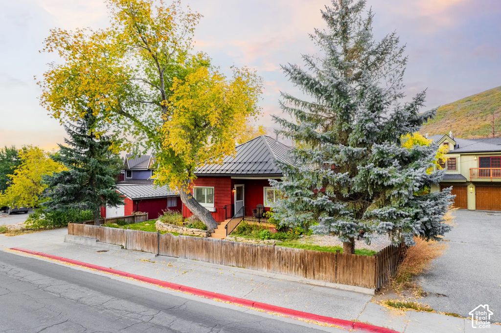 1420 Park Ave, Park City
