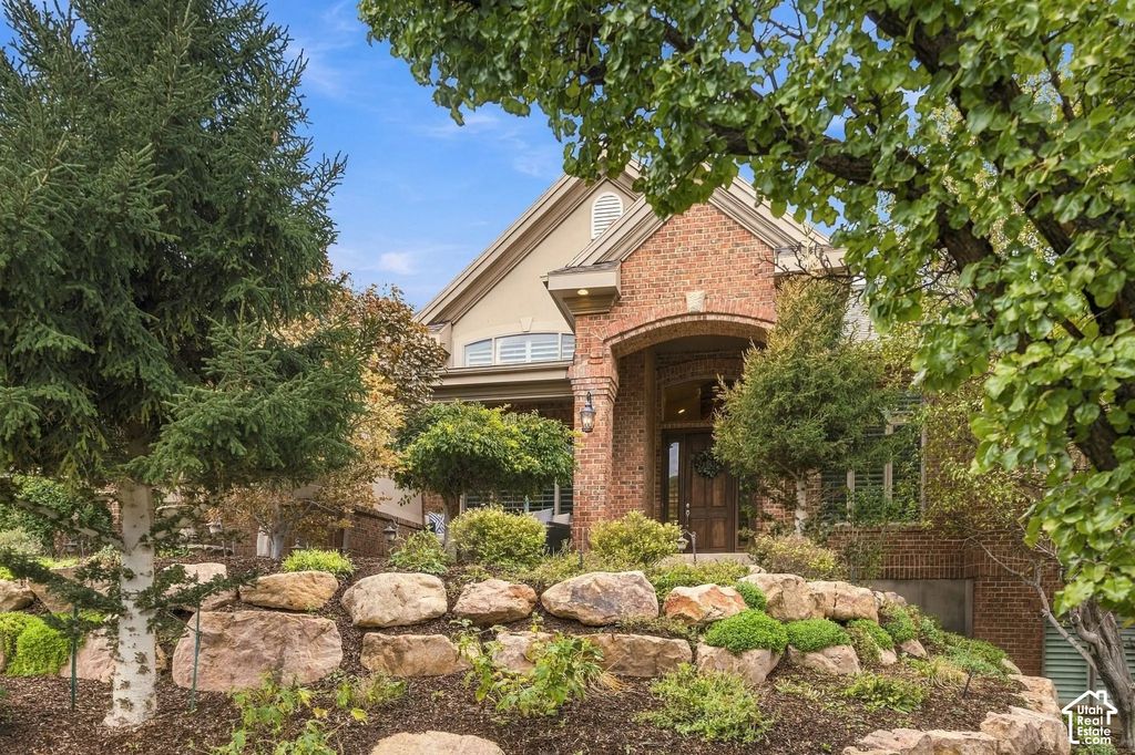4438 S Devonshire Dr E, Bountiful