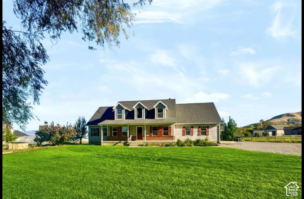 1037 E High Creek Rd, Cove Property Listing: MLS® #2192913