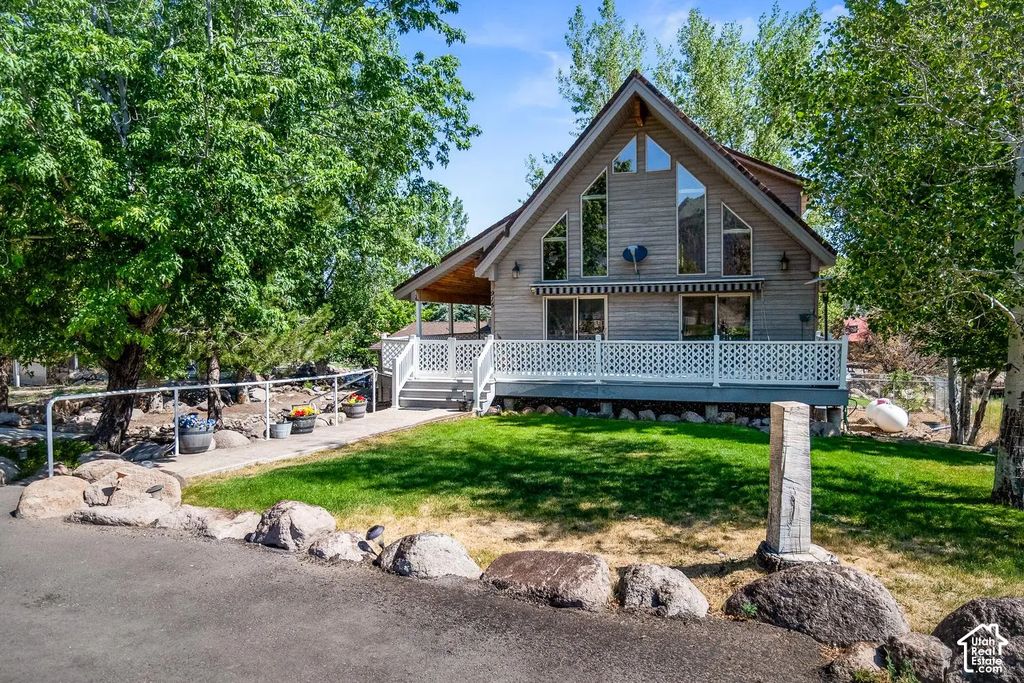 915 E Cedar Berry Ln, Pine Valley Property Listing: MLS® #2193115