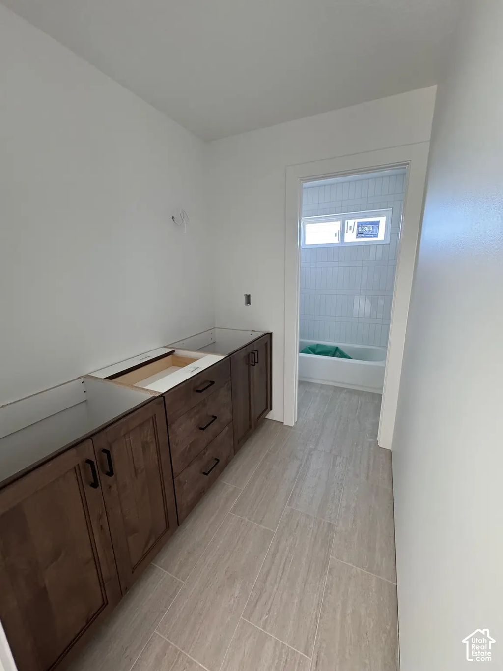 1799 E Terrace Dr, Fruit Heights Property Listing: MLS® #2193147