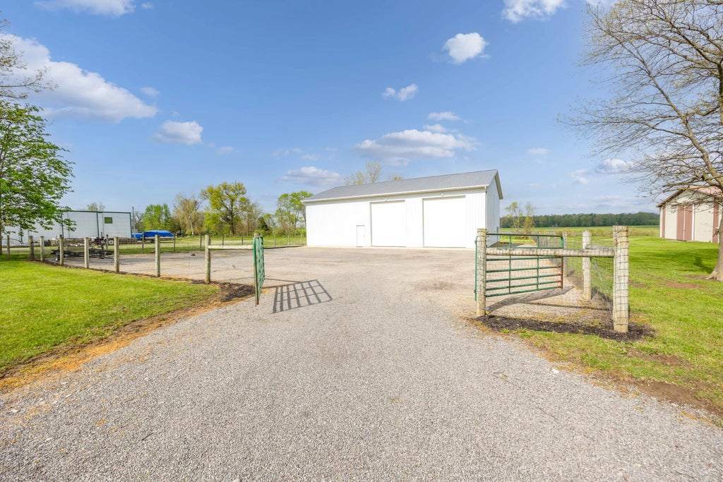 113 E Kress Street, Russells Point