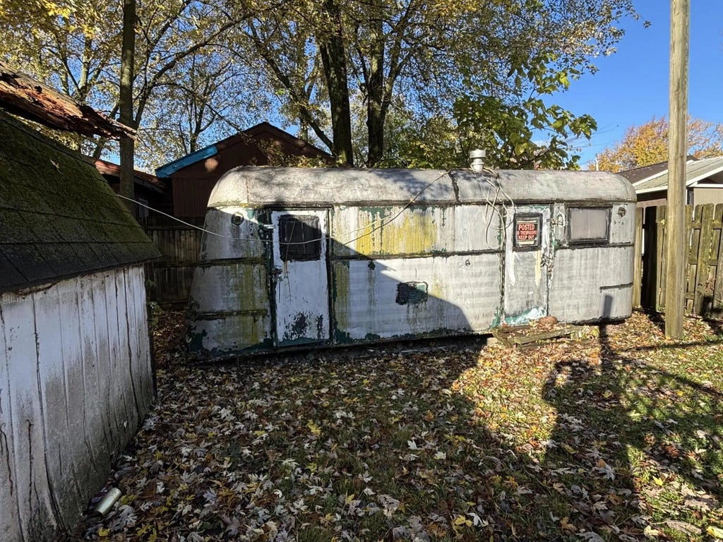 Pocahontas Path, Lakeview