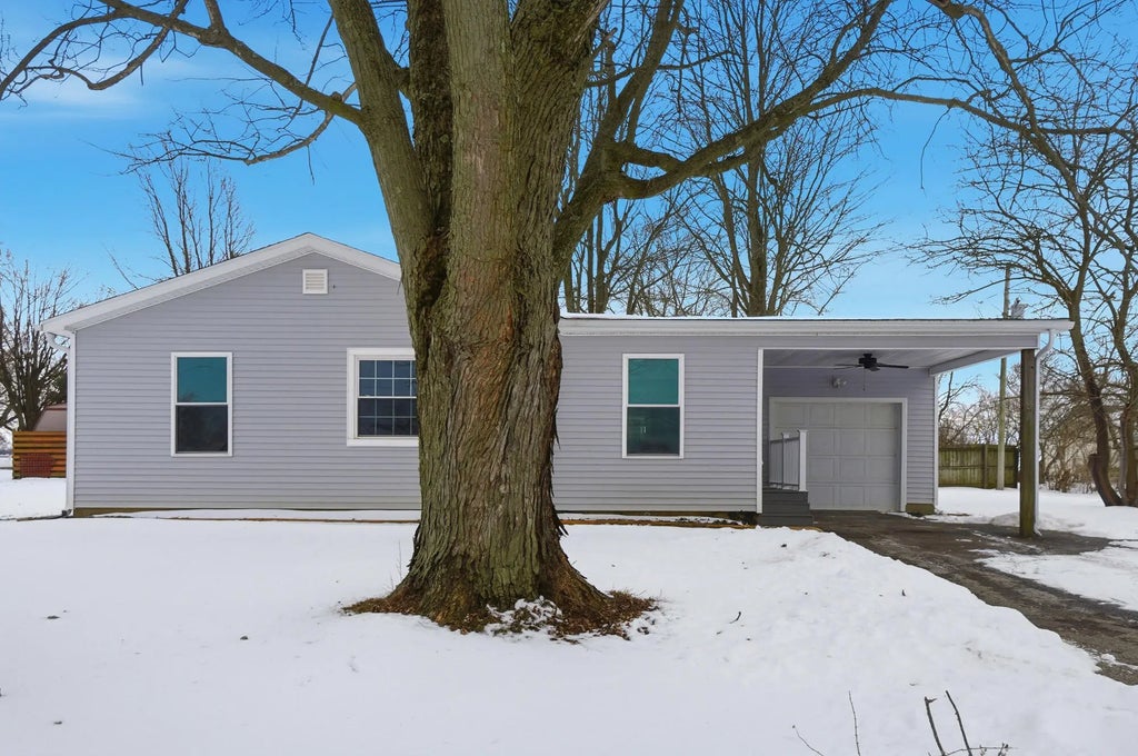 215 Rooney Drive, Urbana