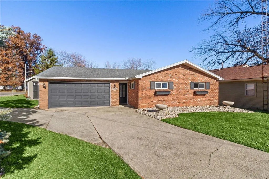 9728 State Route 368, Huntsville