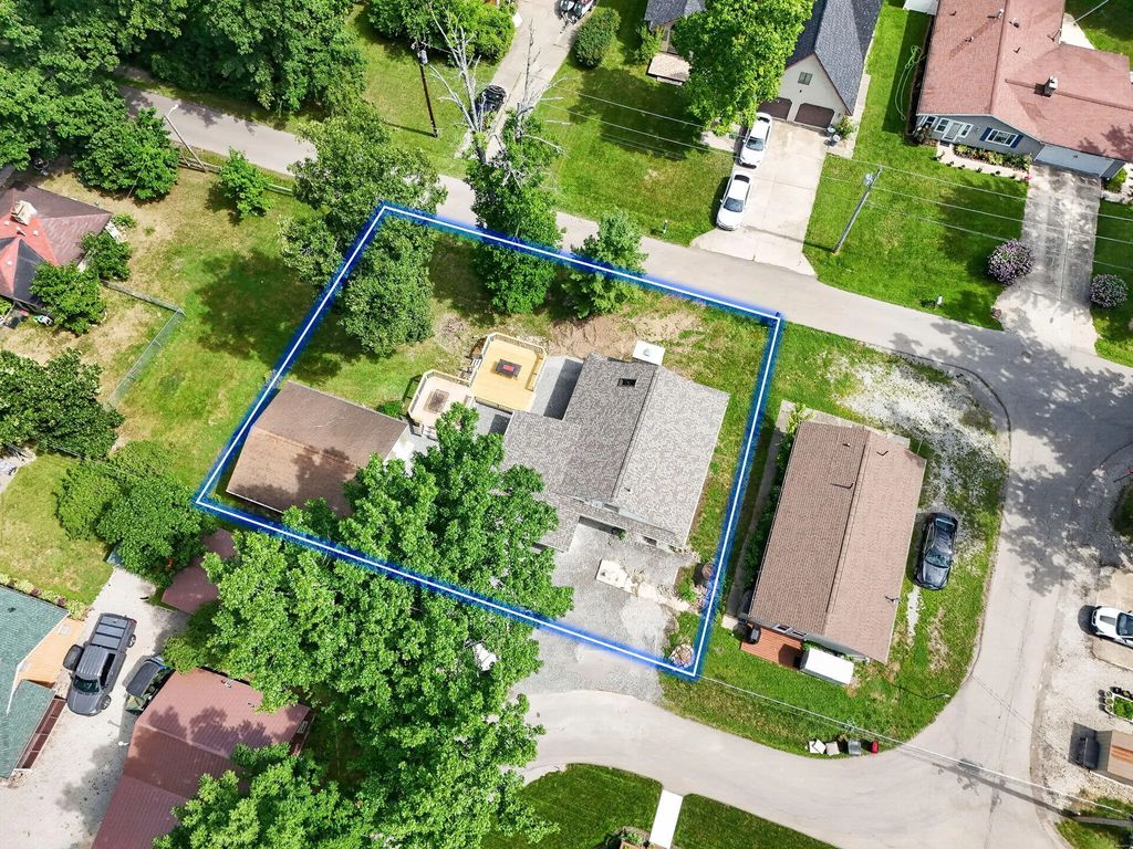 9885 Blackhawk Drive, Huntsville