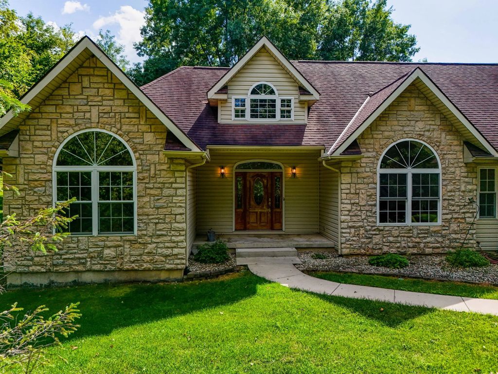 1074 Township Road 185, Bellefontaine