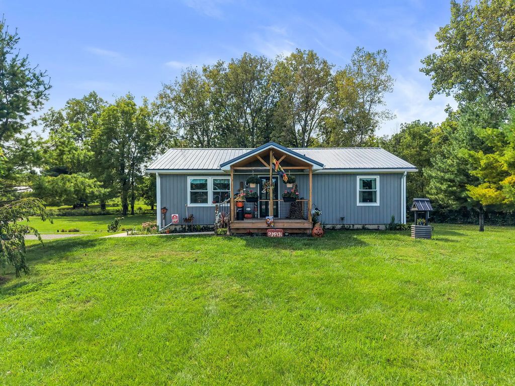 3382 N State Route 560, Urbana