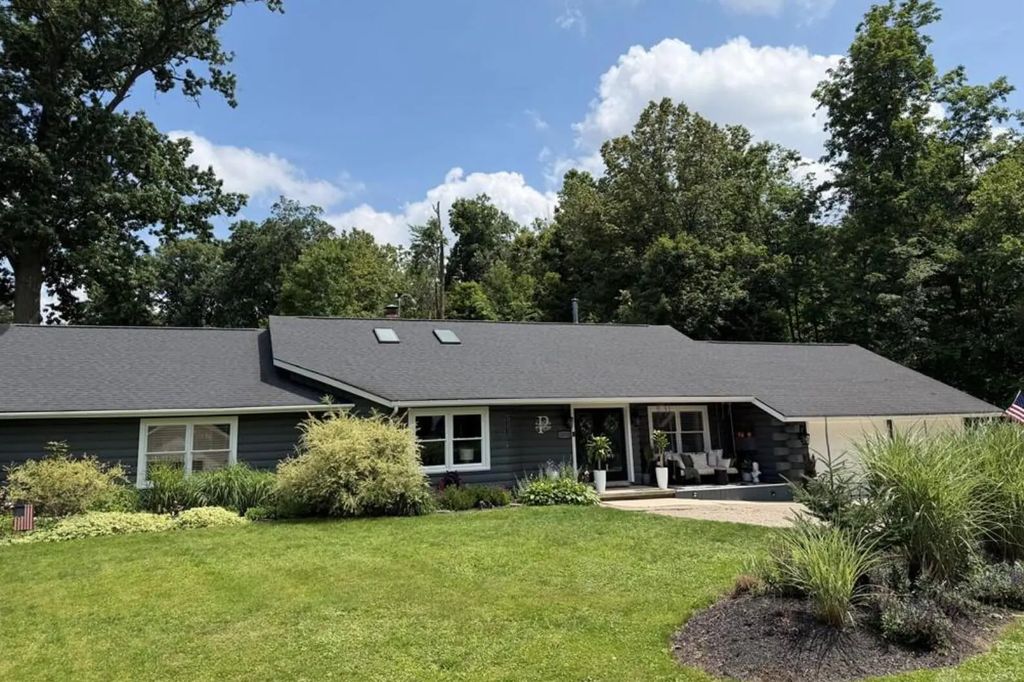10710 Seminole Shore Drive, Huntsville