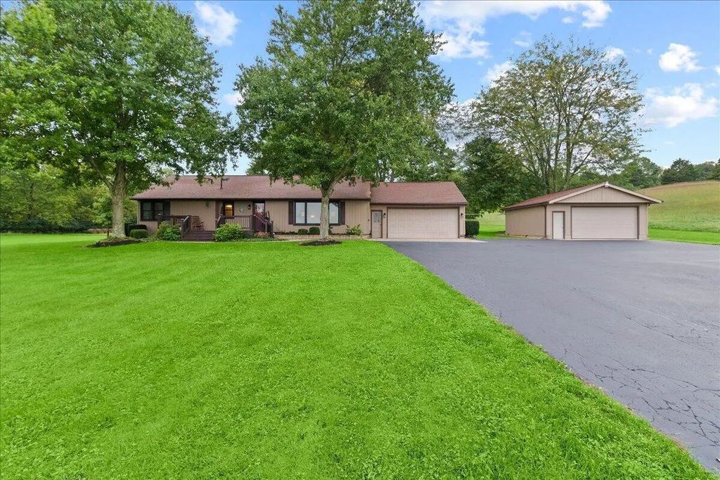 3424 Stony Creek Road, Urbana