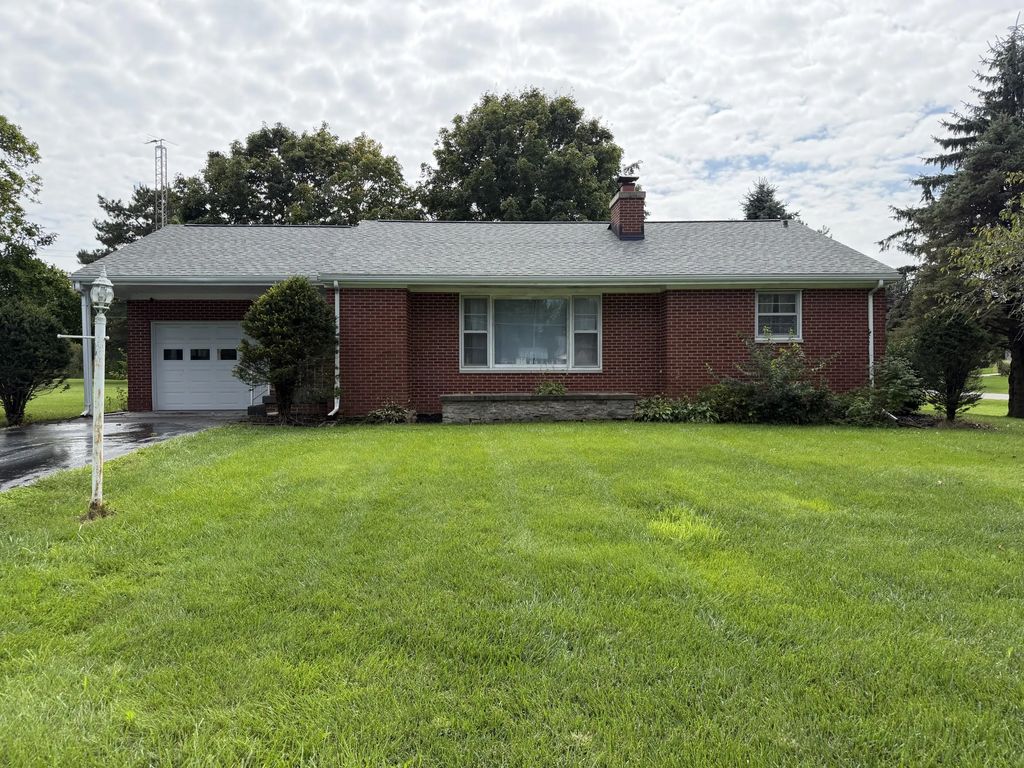 2245 County Road 11, Bellefontaine