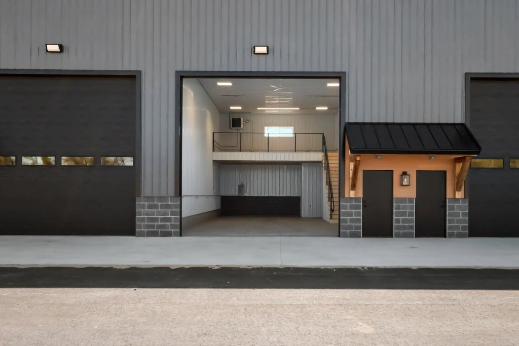 5384 Commerce Boulevard D405, Indian River