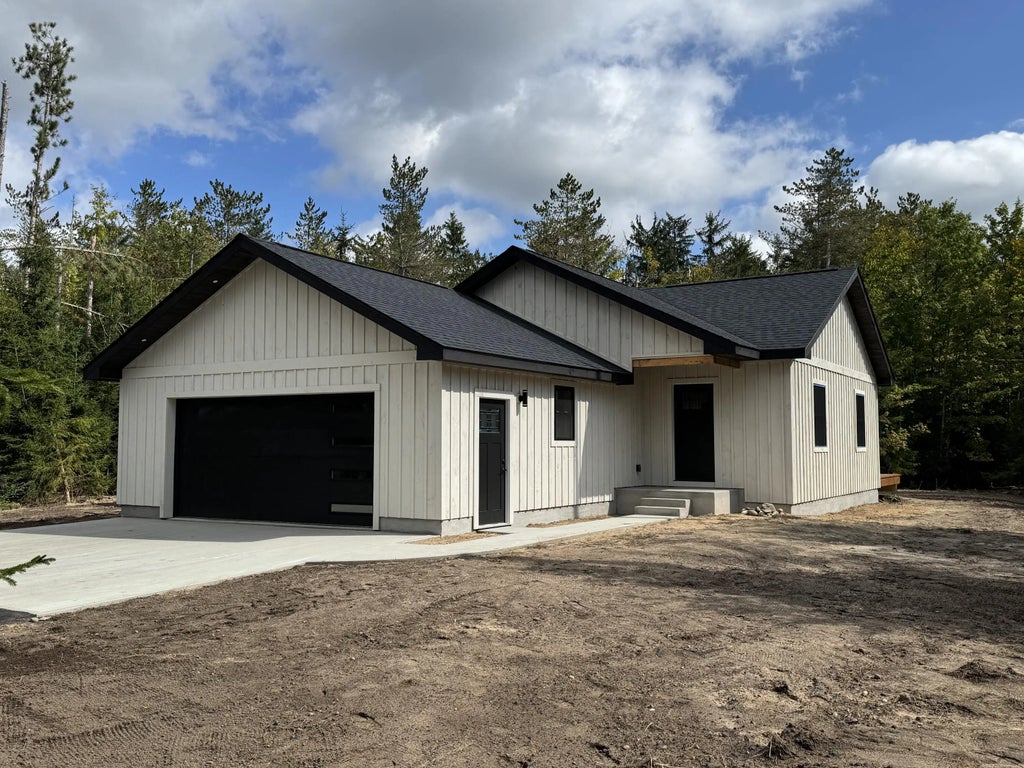 951 Krys Road, Gaylord