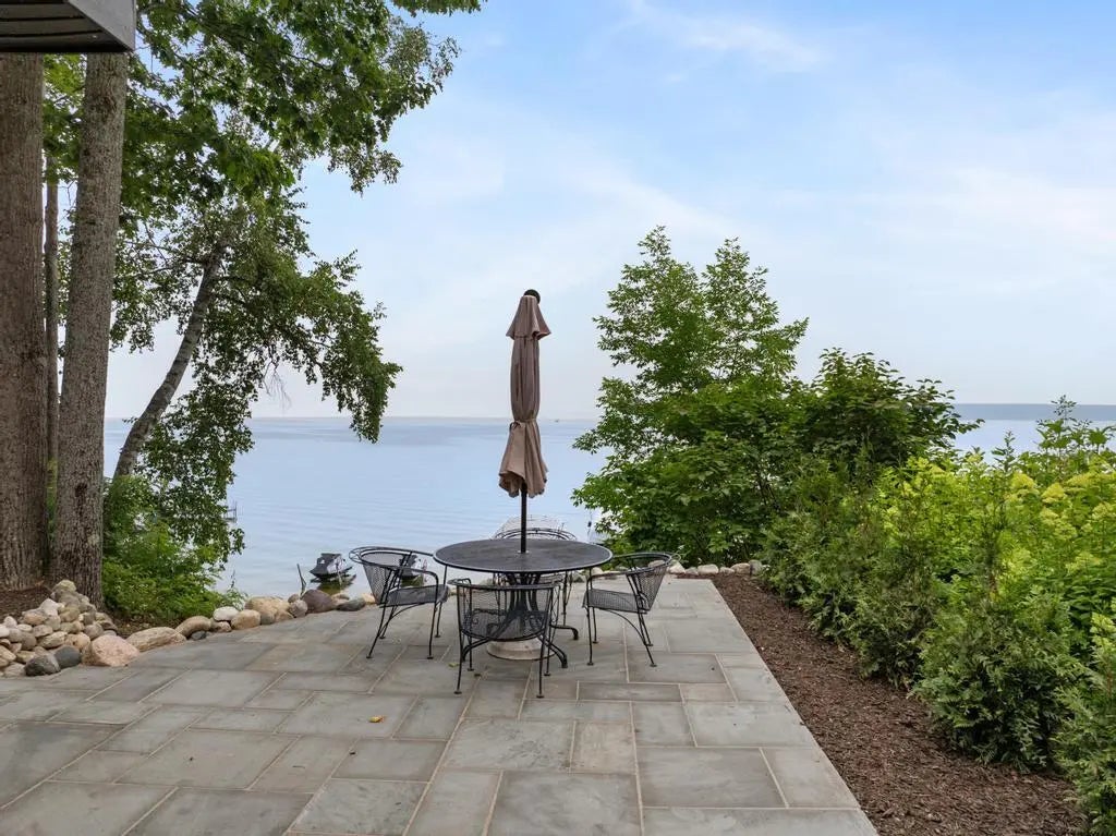 8554 W M-68, Indian River