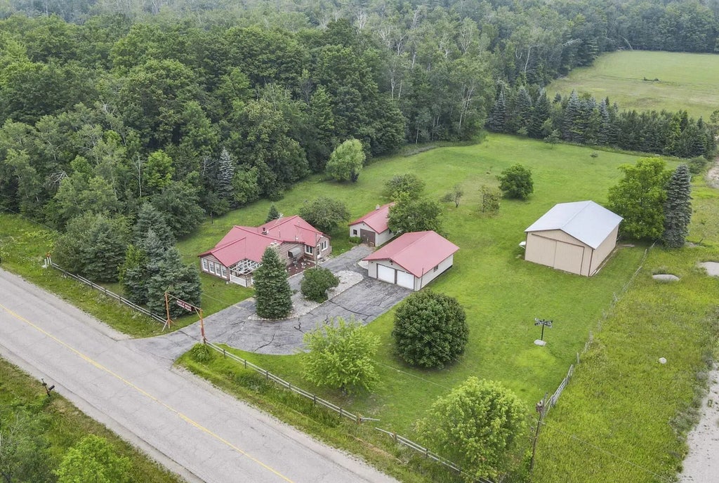 7511 Afton Road, Afton