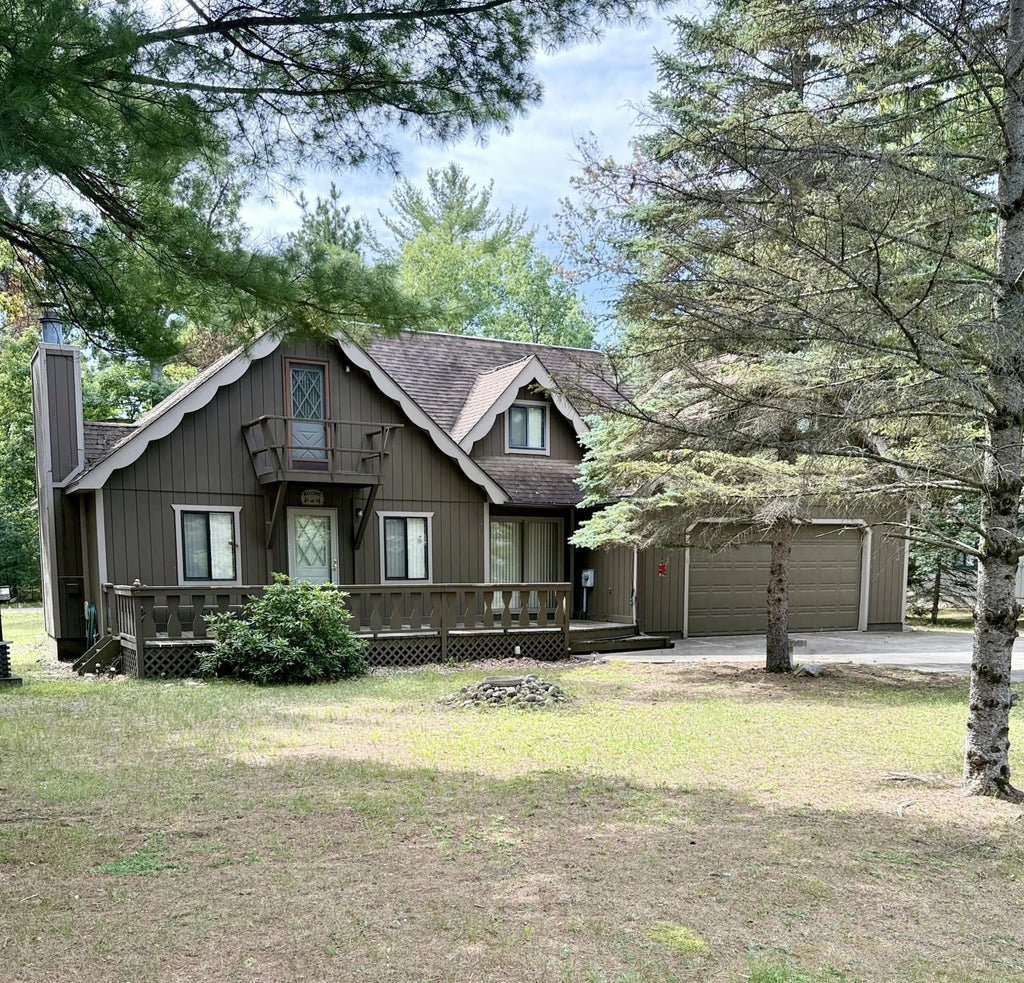 2603 South Crest Drive, Roscommon