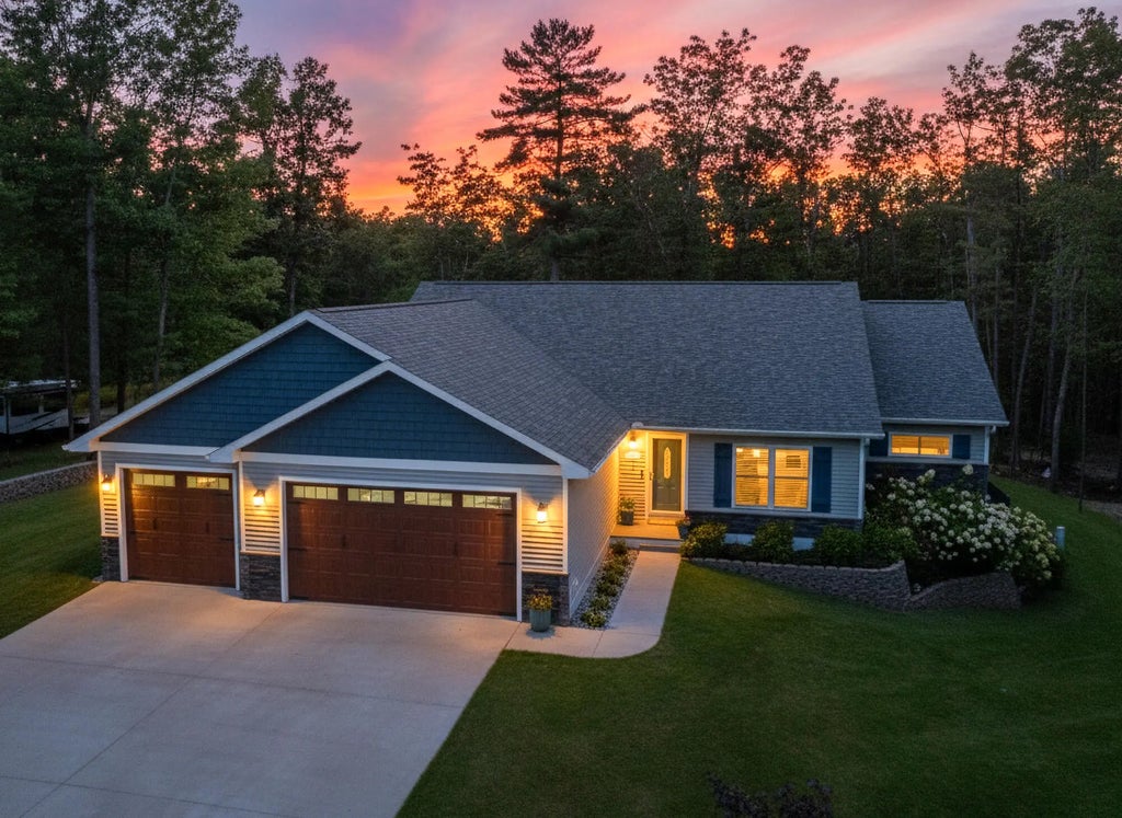 3710 Lake Marina Drive, Indian River