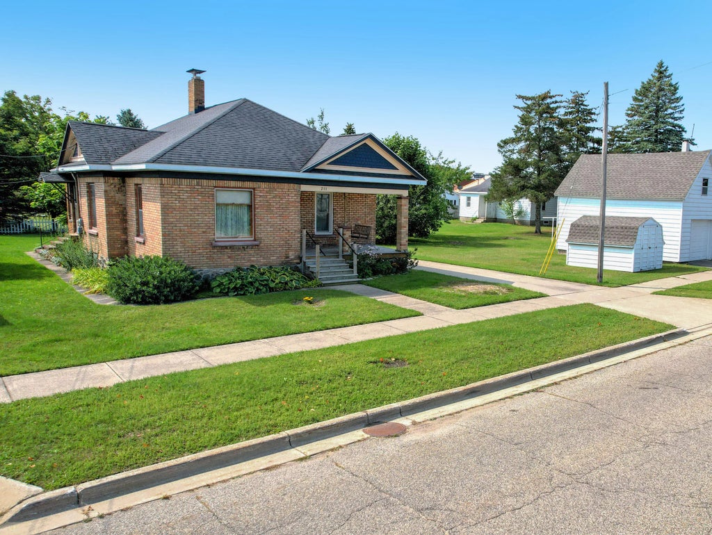 211 W Petoskey Street, Gaylord