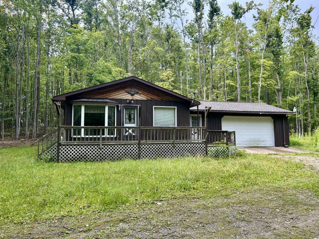 8988 Klein Road, Hillman