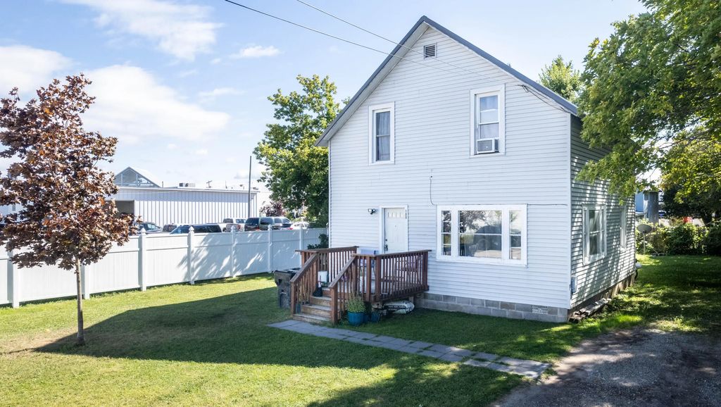 509 W First Street, Cheboygan