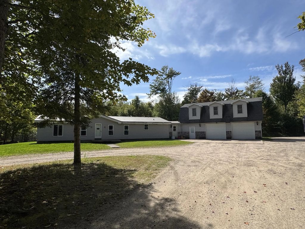 591 W M 80, Sault Ste Marie