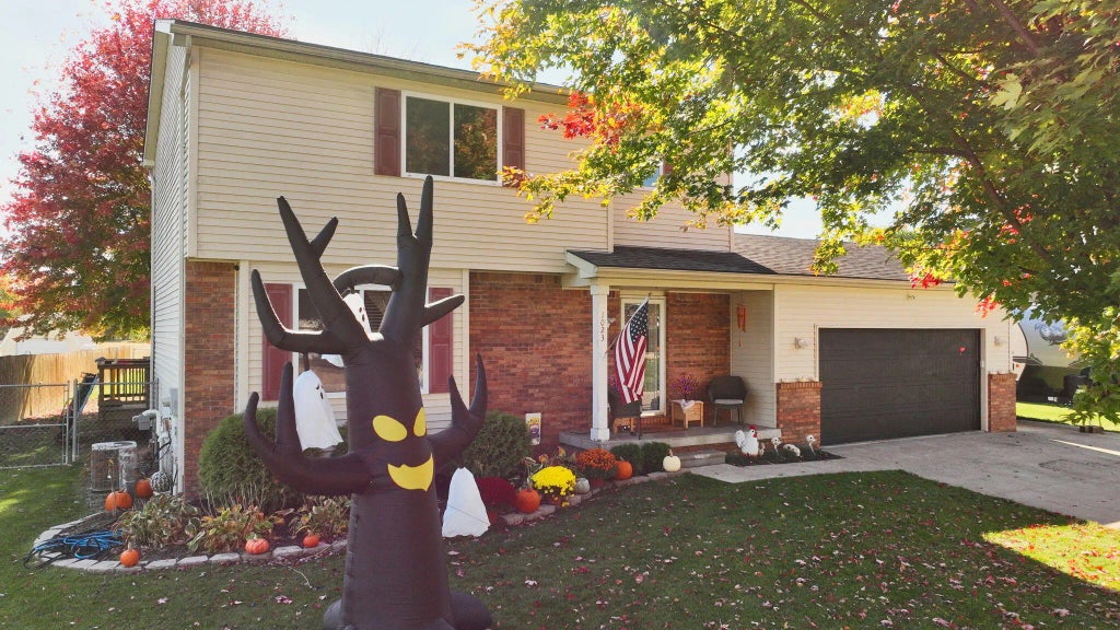 1023 King James Court, Vassar