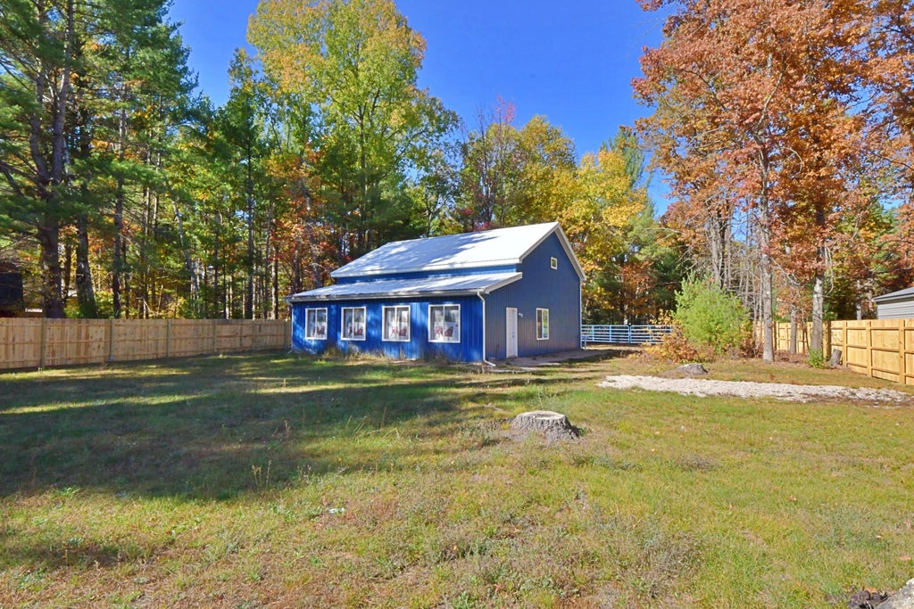 7877 Oak Rd, St. Helen