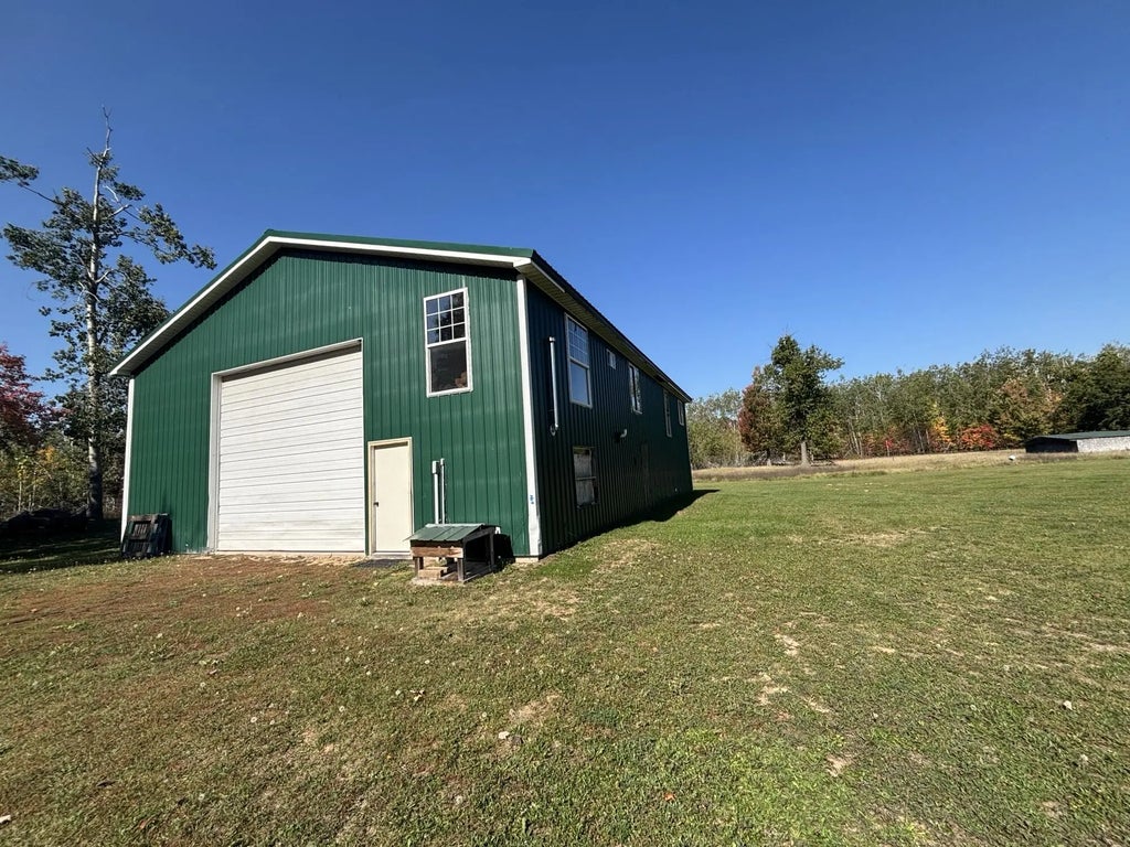 1000 N Hillman Airport, Hillman