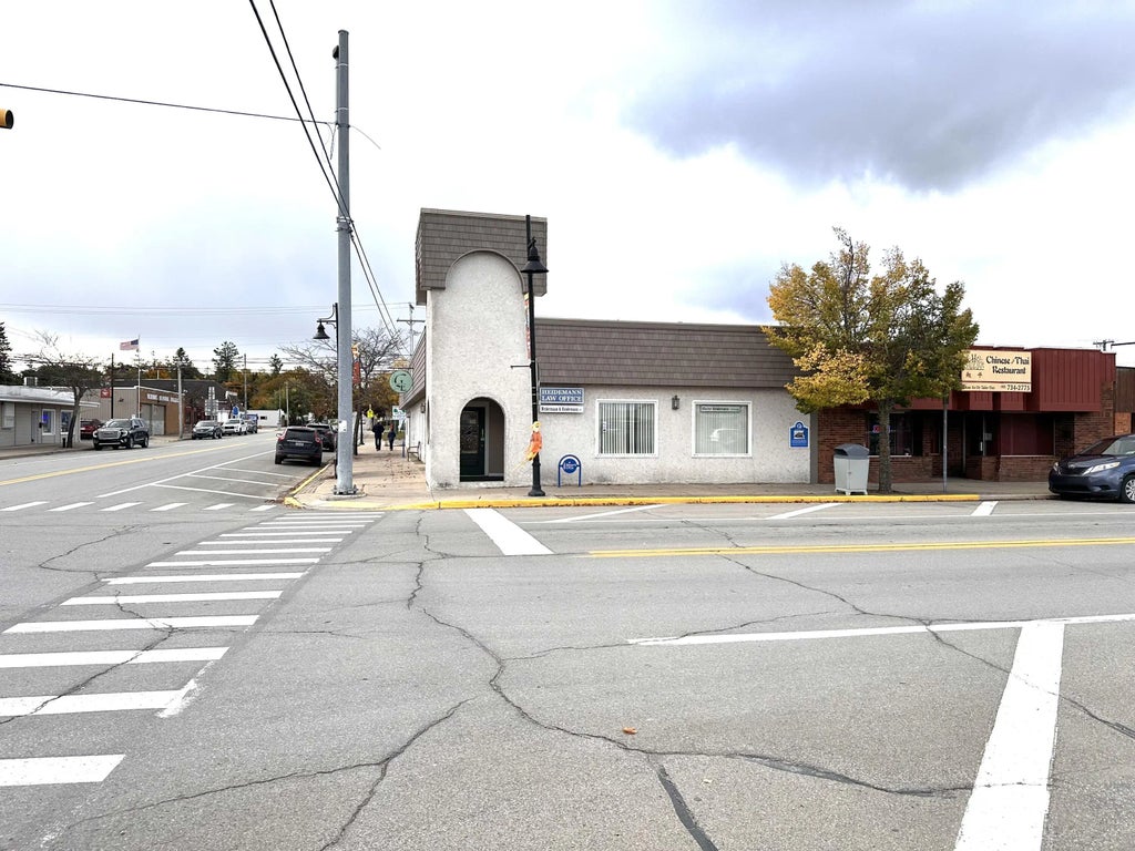 100 W Erie Street, Rogers City