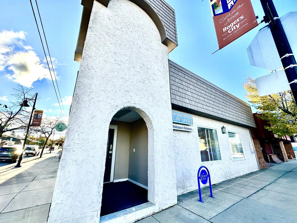 100 W Erie Street, Rogers City