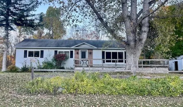 9875 S Straits Highway, Wolverine